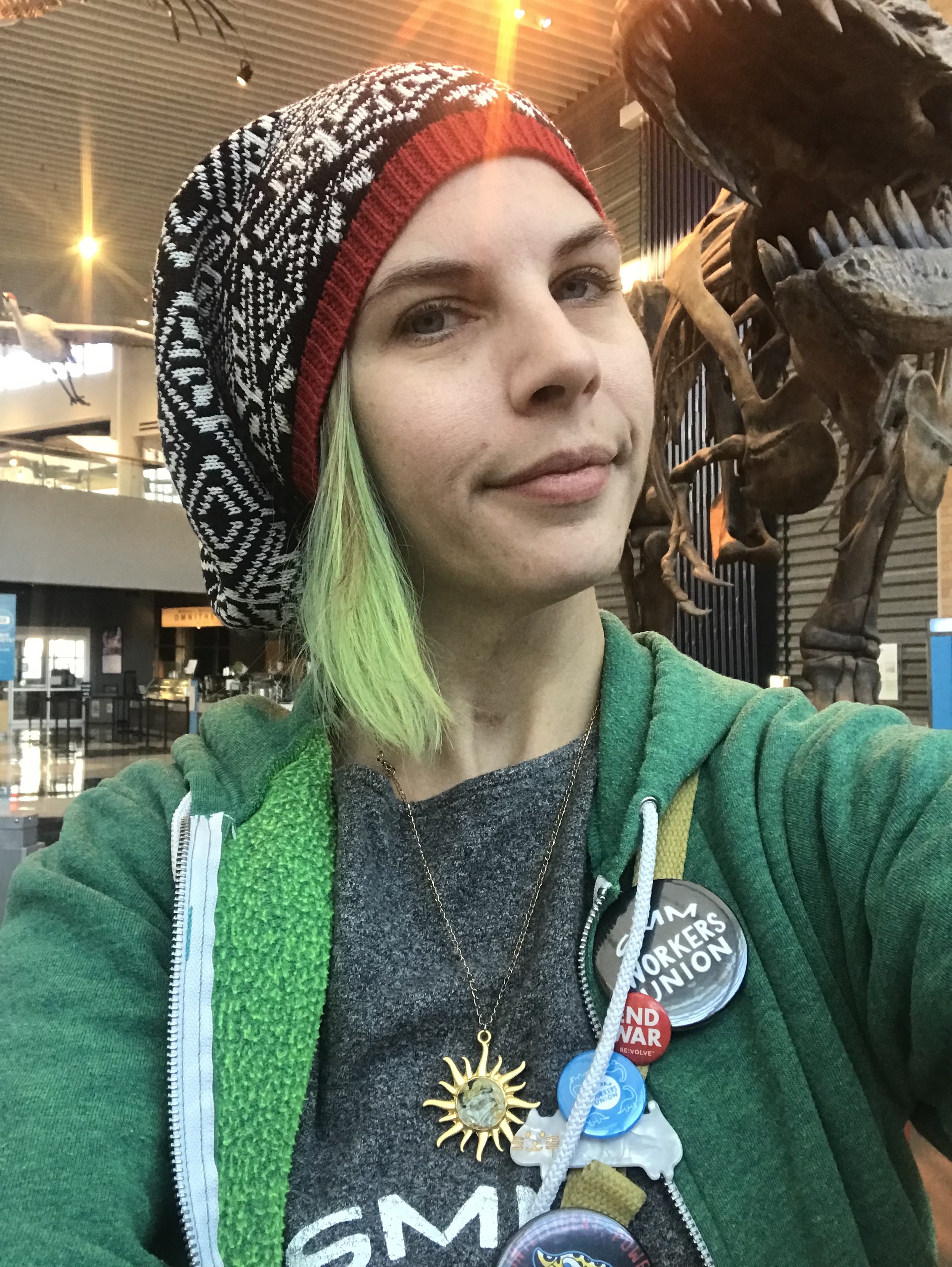 Minnesota Science Museum workers celebrate historic first contract 
